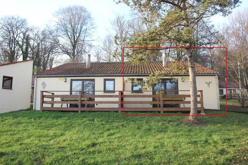 Repere Du Cerf Villa Virton Exterior photo